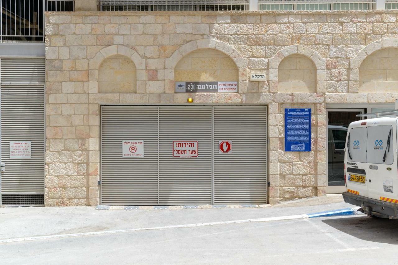 Design & Veranda Next To Mahane Yehuda Market By Feelhome Ιερουσαλήμ Εξωτερικό φωτογραφία
